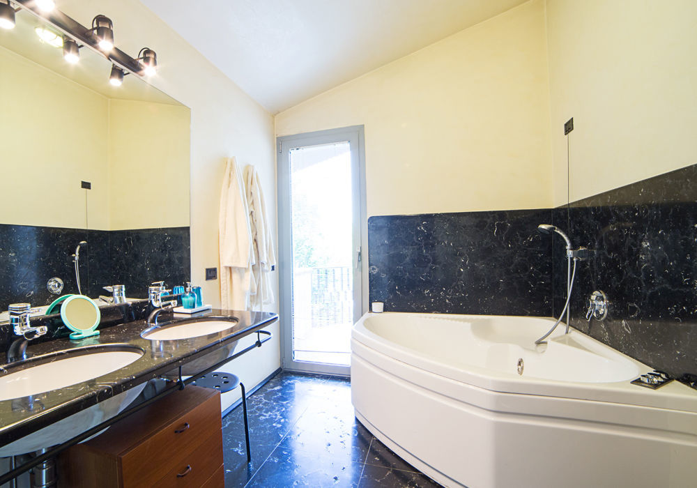 B&B Villa Adriano Дезенцано-дель-Гарда Екстер'єр фото